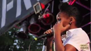 Janelle Monae covers &quot;I Want You Back&quot; @ Afro Punk