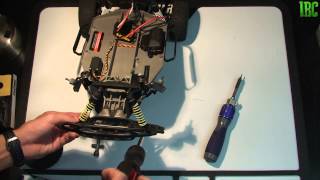 HOW-TO | REMOVING 1/10 SLASH FRONT A-ARMS