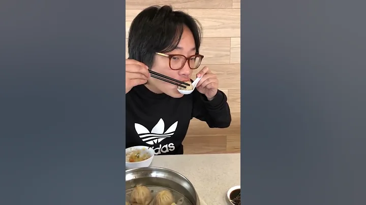 How To Properly Eat a Xiao Long Bao (Soup Dumpling) - Jimmy O. Yang - DayDayNews