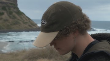 Fallweather  - I Must Be Sick // Rain (Official Music Video)