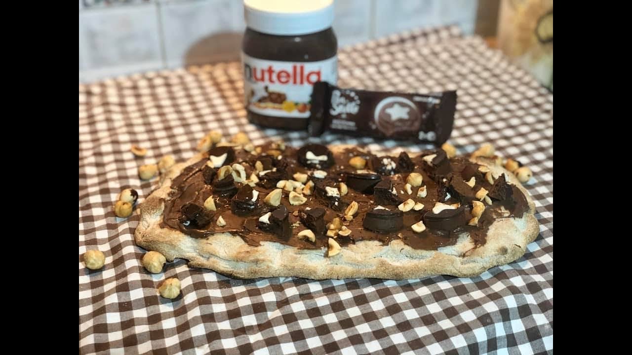 PINSA LOVE( nutella,biscocrema pan di stelle) YouTube