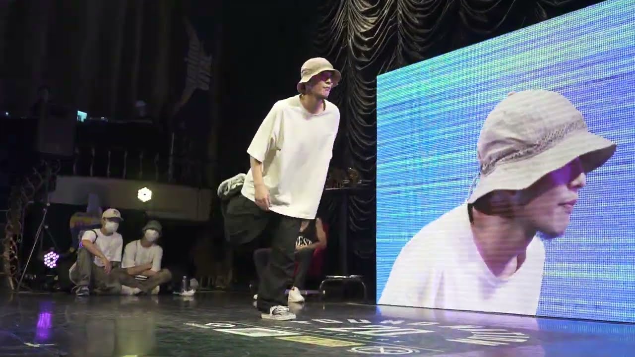 Ayumugugu vs ERi FeNeSiS [TOPROCK TOP8] // FN JAM 2022 - FOUND NATION 20TH ANNIVERSARY -