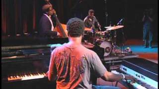 Video thumbnail of "Robert Glasper Trio -  Maiden Voyage/ Everything in its right place - Bridgestone Music Festival `09"
