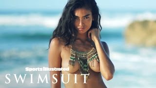 Kelly Gale Goes Bare, Shows Off Silly Side In Sumba Island | Outtakes | Sports Illustrated Swimsuit