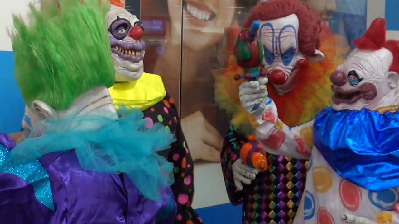 Killer Klowns from Outer Space!