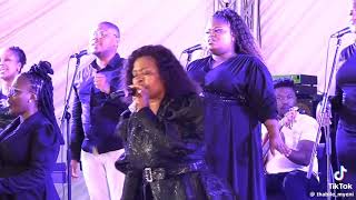 UJESU UFANELWE UBUKHOSI