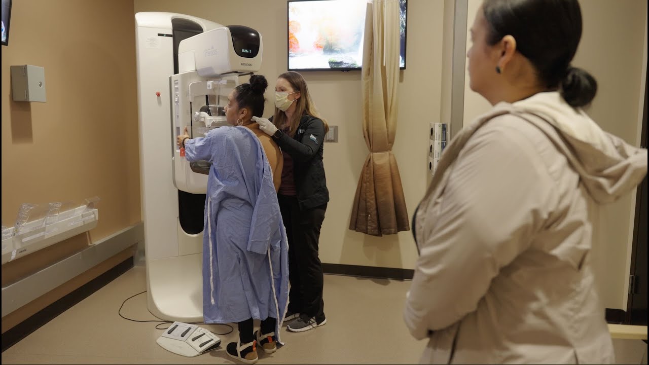 Qué esperar de una mamografía de detección - Educación para el paciente