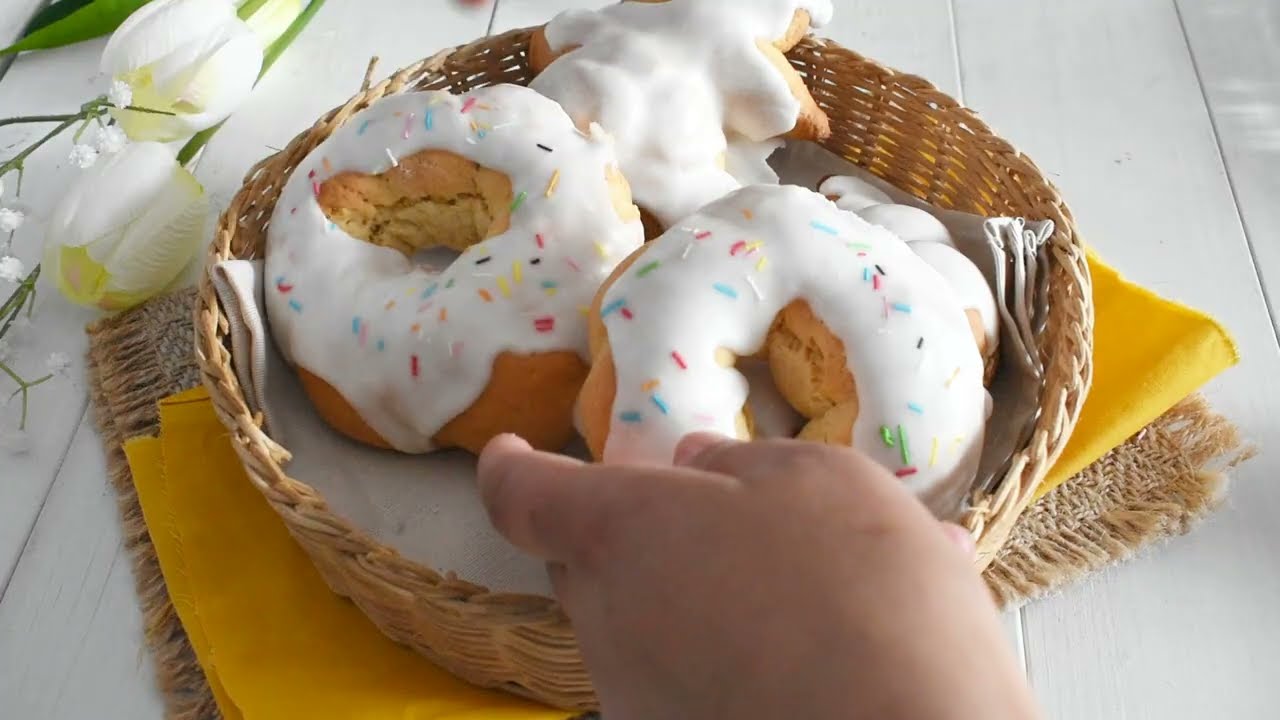 Cuzzupe di Pasqua  o cuddura cu l'ova di Pasqua, coniglietti e colombine -  Ricette che Passione