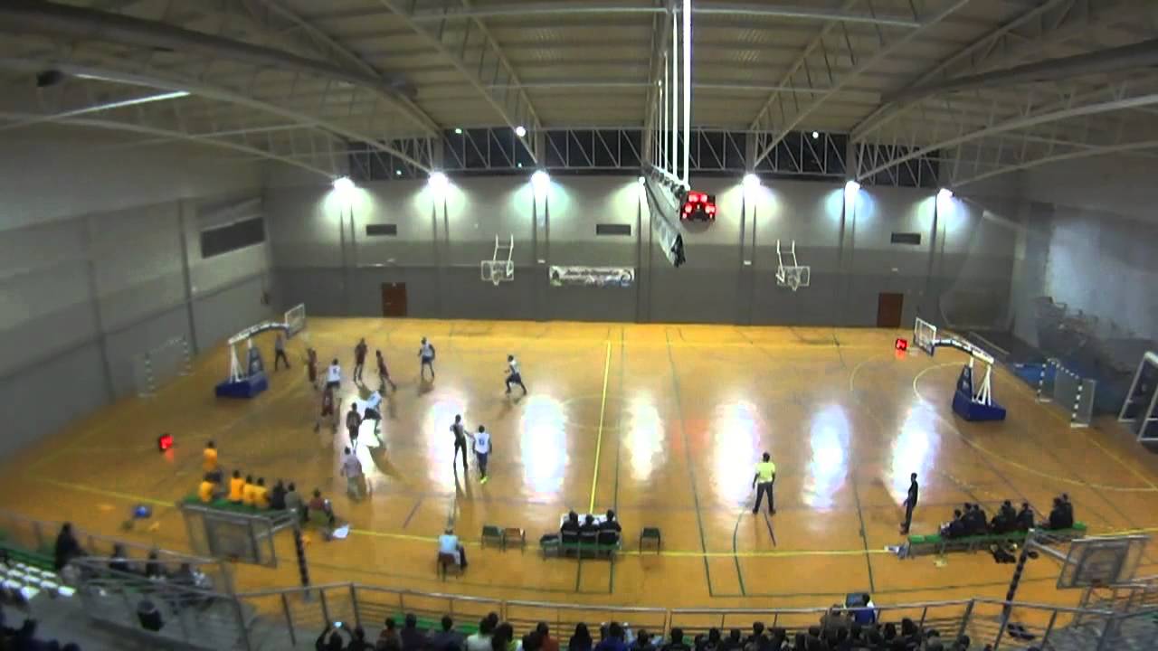 24 10 24 CB LA ZUBIA - C.B. MOTRIL jugadores de islandia