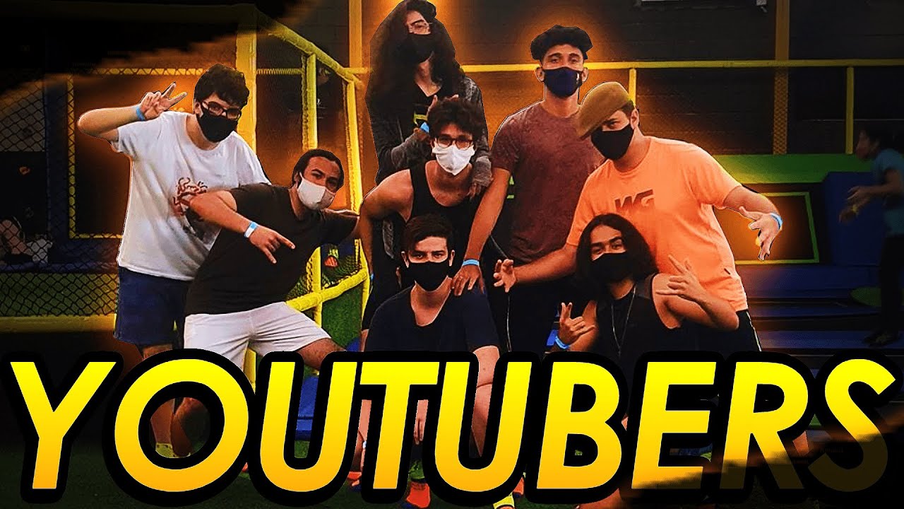 YOUTUBERS se JUNTAM em uma CASA e me fazem CHORAR...