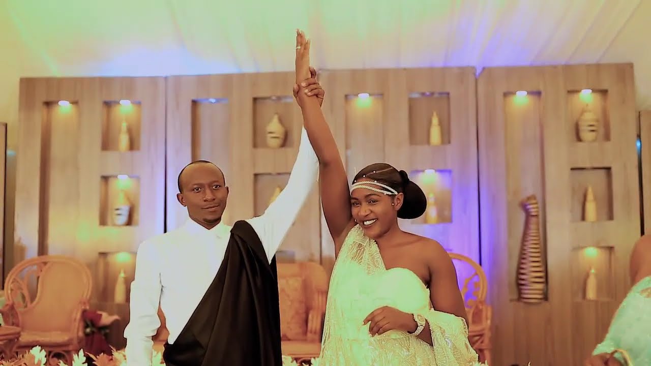 Ubukwe Dote  (Yvonne&Phenias) Abantu barasetse imbavu zirashya 