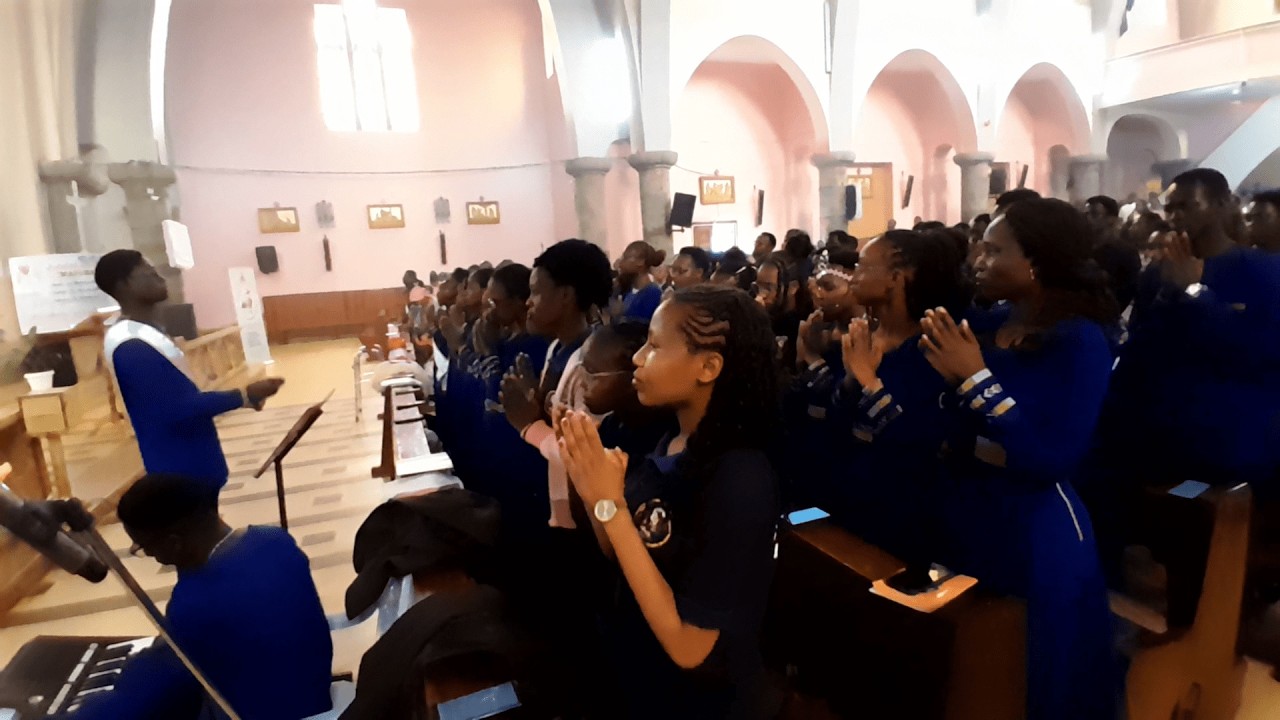 MISSA CARITAS || KYRIE & GLORIA By Jude Nnam || ST CECILIA DeKUTCC CHOIR