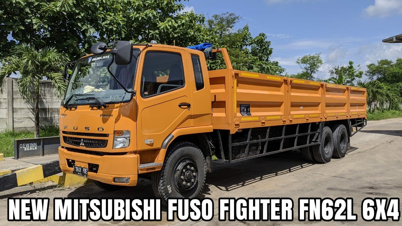 Melihat Dari Dekat Truk  Tronton New Fuso  Fighter  6x4 FN62L 