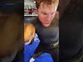 ¡Canelo TIRÁNDO puñetazos con todo a las manoplas! #canelo #canelomunguia