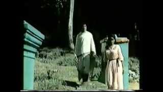 Video thumbnail of "Devathai Ilam Devi Song Video -- Aayiram Nilave Vaa Movie Songs -- Ilayaraja Tamil Hits Songs"