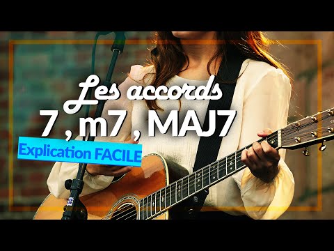 Vidéo: Comment Jouer Un Accord E7 à La Guitare