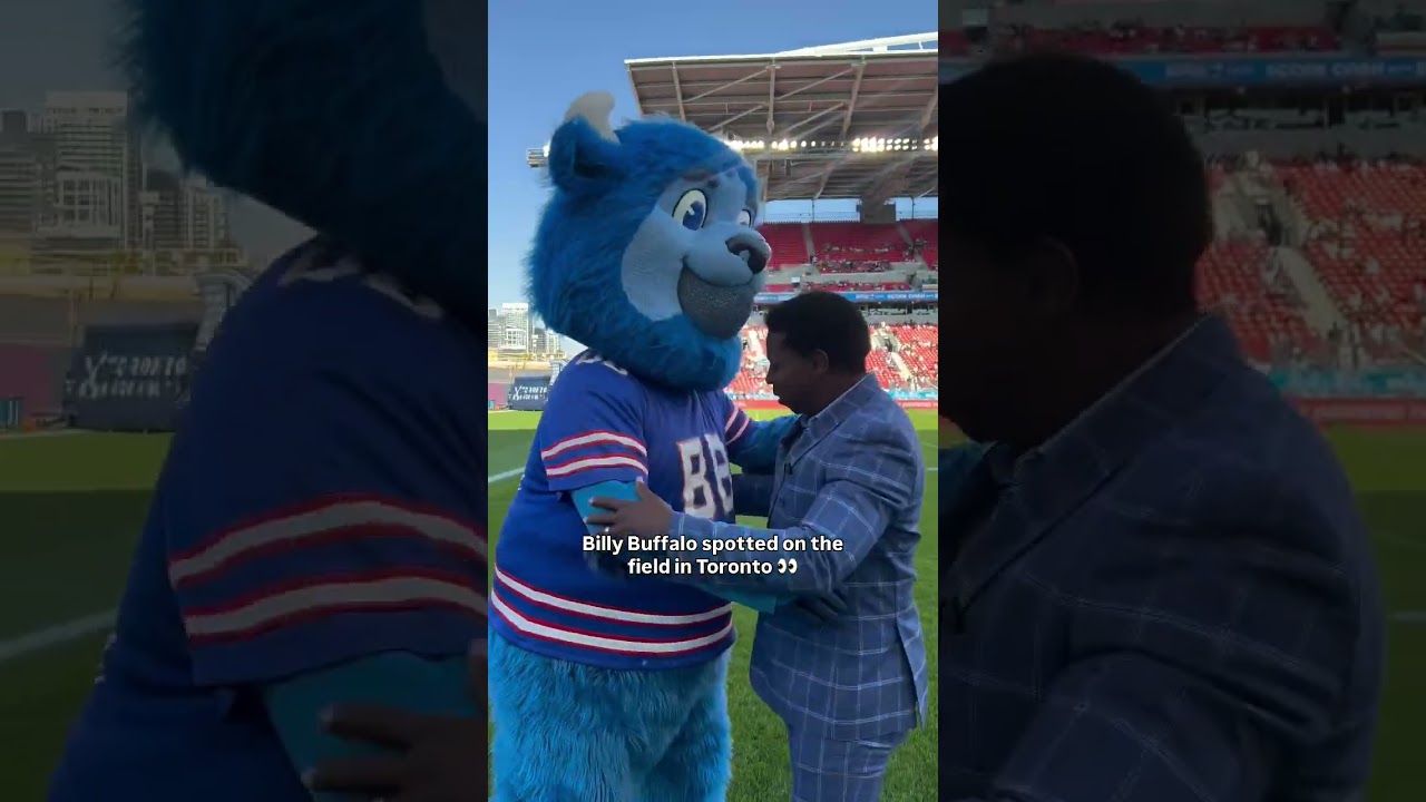 Billy Buffalo made the trip north to the Toronto Argos Game at BMO Field 🇨🇦