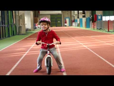Video: Miksi Lapsen On Ostettava Tasapainopyörä