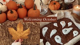 I didn't expect THIS... | Cute Halloween Baking, Decorating for Autumn, Hocus Pocus 2 & pumpkins!