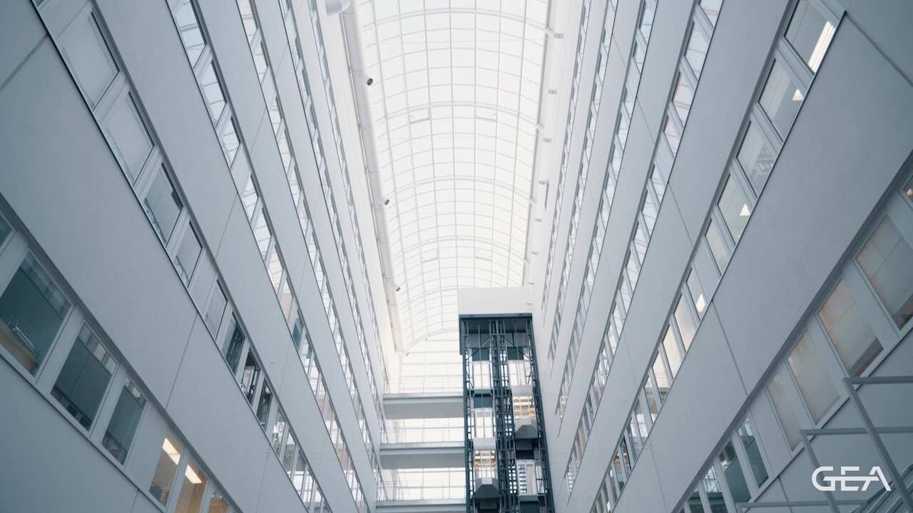 Cell harvesting with the GEA pathfinder centrifuge  at CMO Biovian