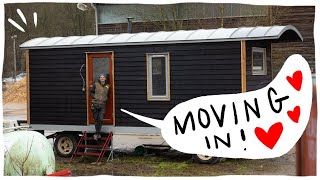 I moved in!!! (Building a Tiny House)