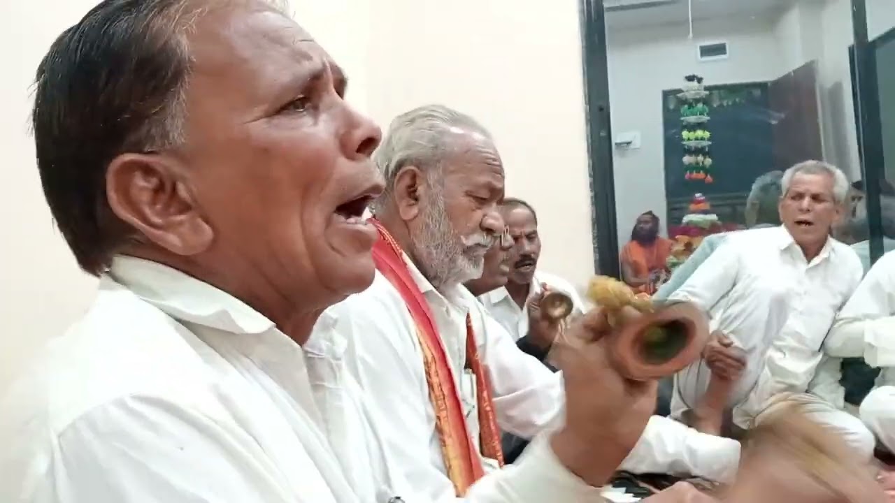 तुम ही मेरे माता पिता,तुम ही मेरे बंधू सखा/ये दुनिया वाले क्या जाणे मेरा दिल तो दिवाणा है