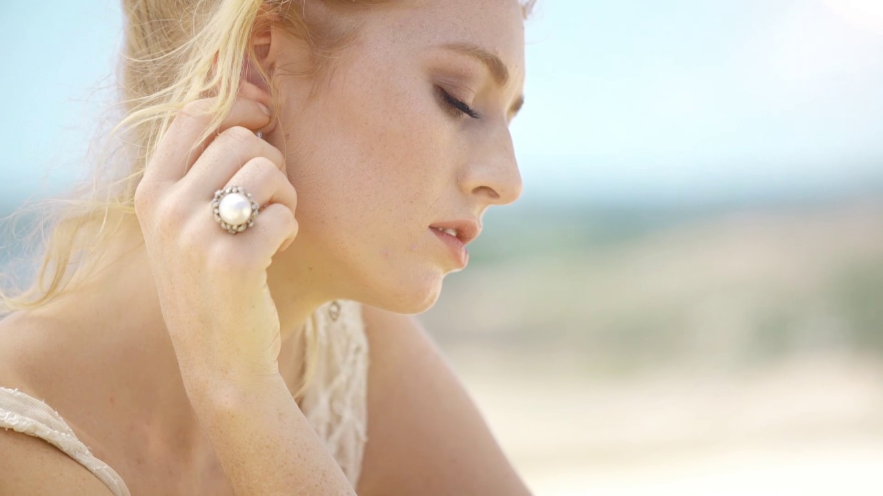 Fairfax & Roberts in Luxury Weddings - 'Treasure Trove'