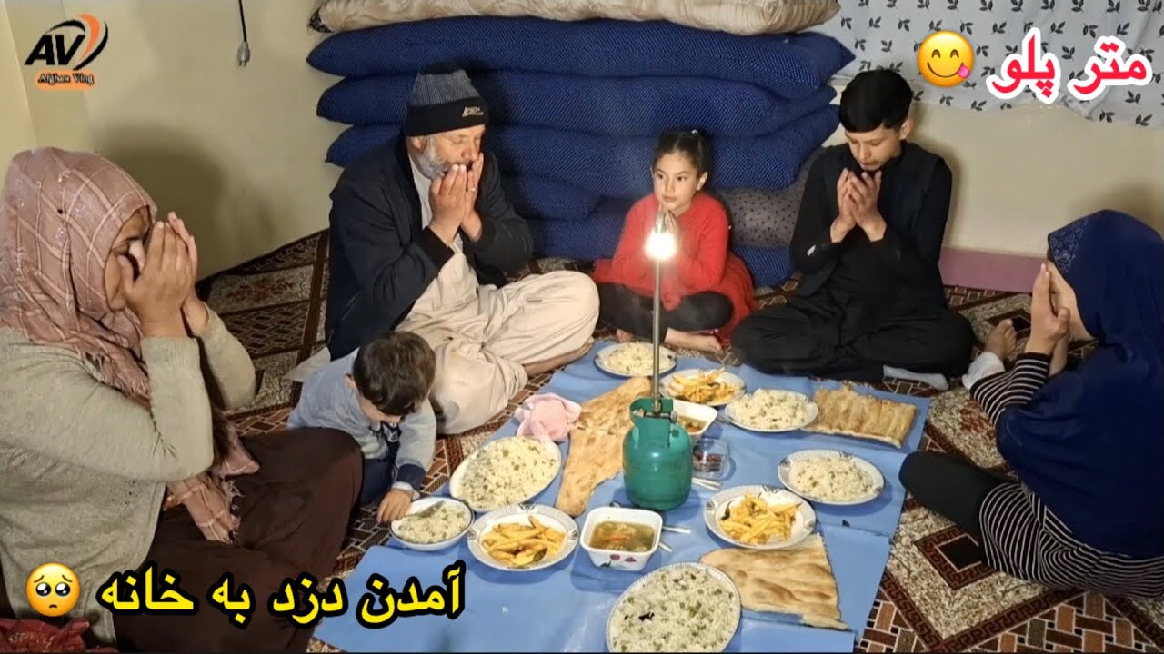 هشتم رمضان🕌 آماده کردن متر پلو به خواست فامیل در یک فضای صمیمانه🥰لطفا حمایت ما کنید🙏