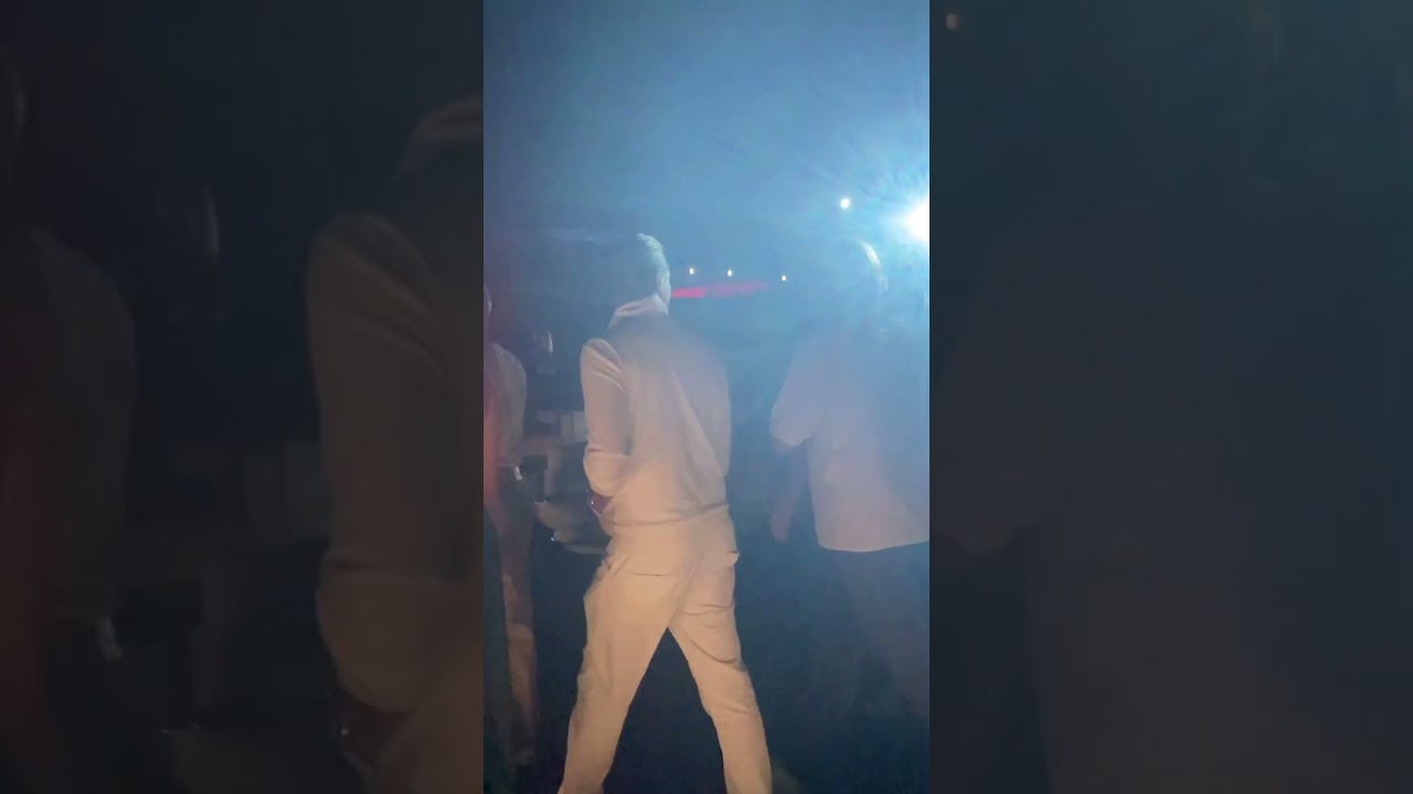 Leonardo Di Caprio in Sardegna al Phi Beach💩 