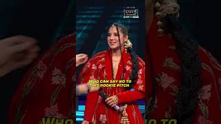 Hosting ke alawa, humare MC Chintu ki pitching skills bhi ekdum on point hai 😂