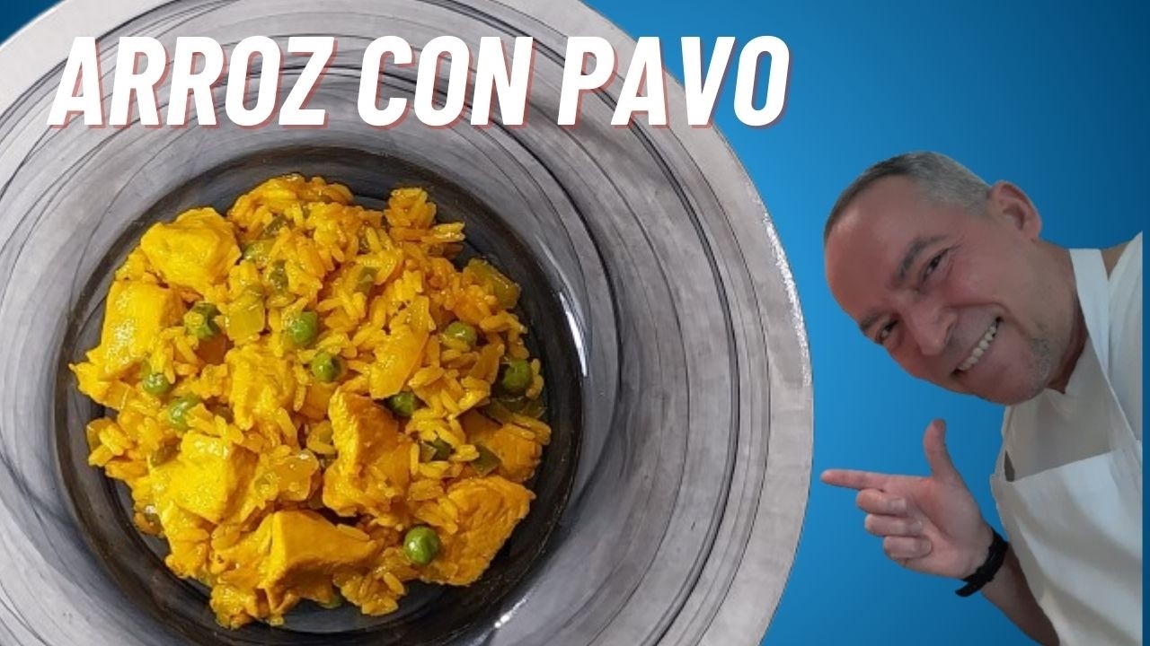 Arroz con pavo y verduras salteadas,