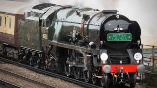 35028 Clan Line On The British Pullman Passes Wandsworth Road For Dover Priory - 13Th March 2026