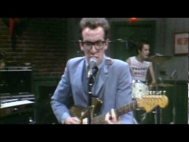 ELVIS COSTELLO - RADIO RADIO