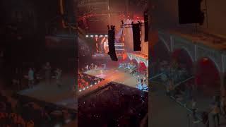 Jonas Brothers (live)-What A Man Gotta Do #JonasBrothers #NickJonas #JoeJonas #Throwback #livemusic