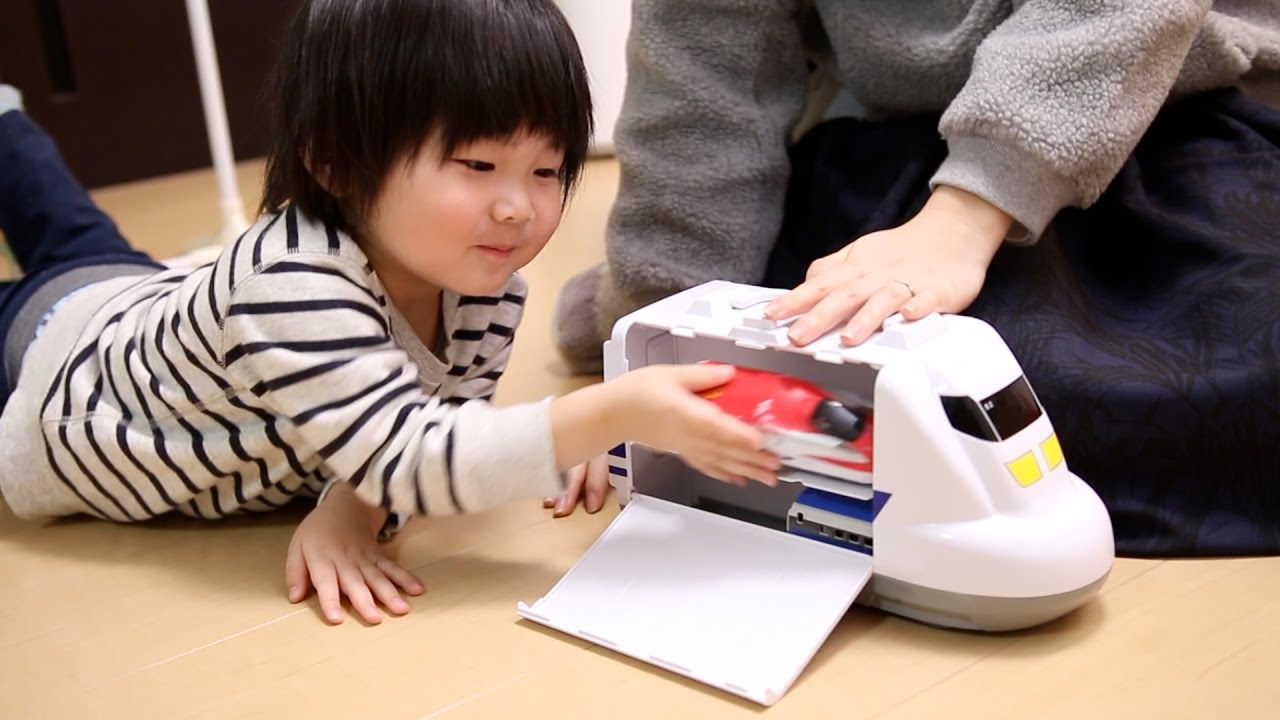 おでかけプラレールケース 700系 - YouTube