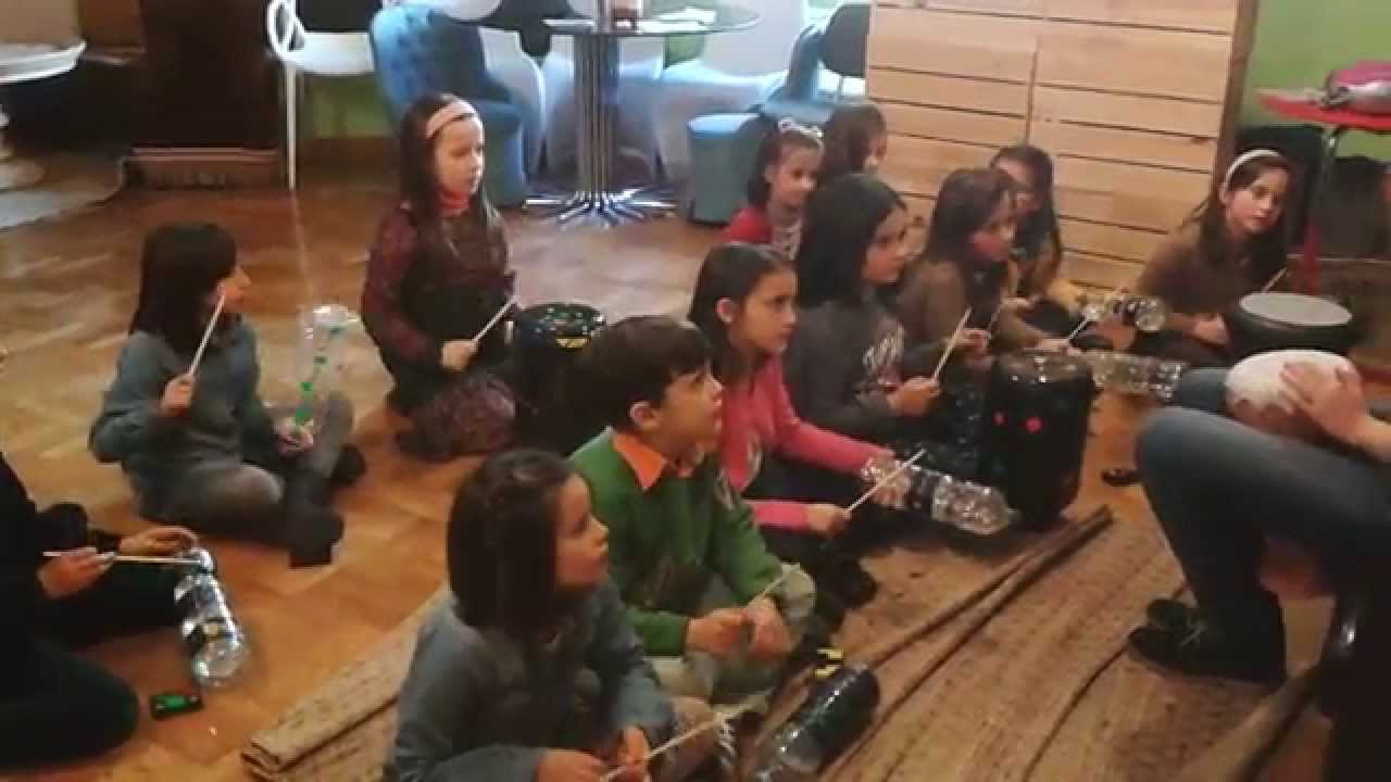 Taller de instrumentos reciclados y ¡batucada!