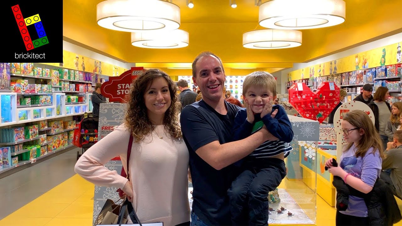 BUILDING OUR FAMILY AT THE LEGO STORE! Ross Park Mall Pittsburgh