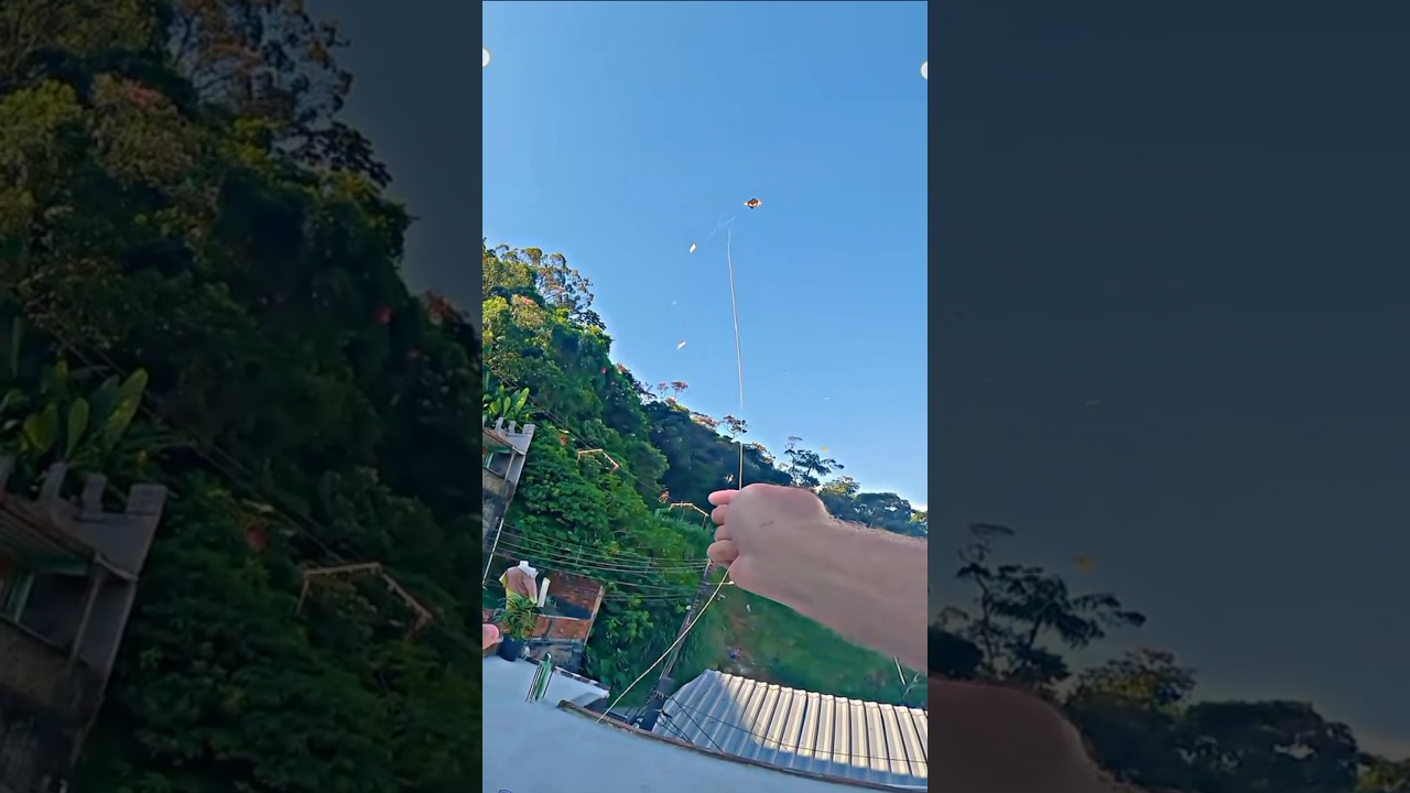 Moro dan ngebandang layangan