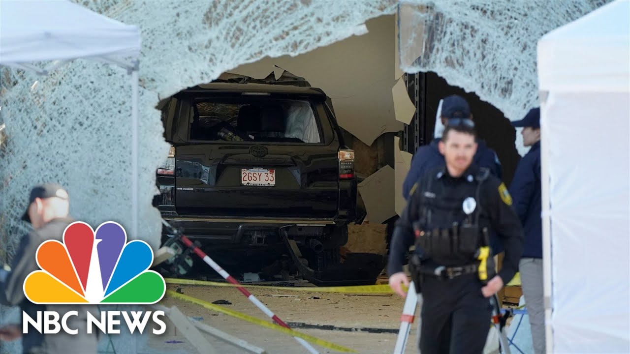Officials Detail 'Unthinkable Morning' After SUV Crashes Into Apple Store