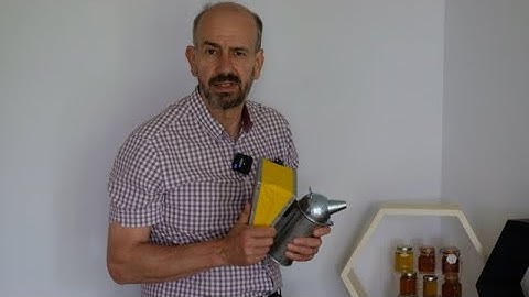 Beekeeping Tip Of The Week No. 1 - Keeping The Smoker Clean