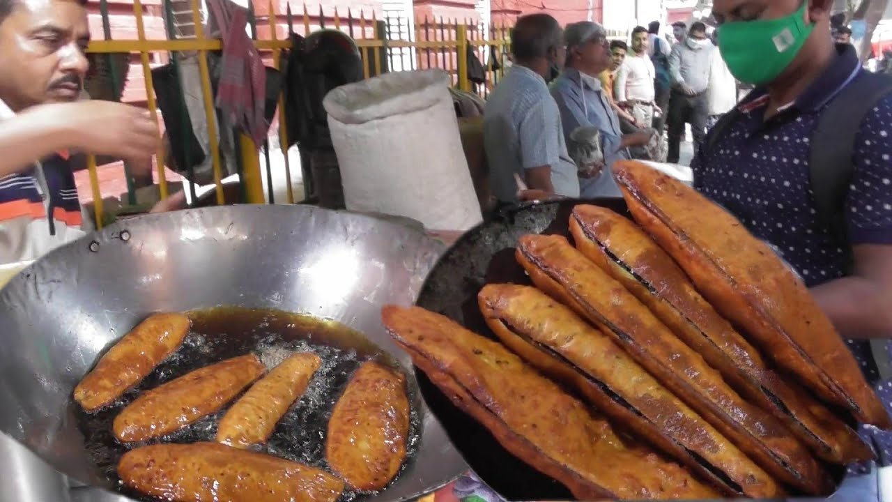 Most Tastiest Snacks in Kolkata Street | Beguni & Alur Chop | Indian Street Food | Indian Food Loves You