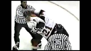 Randy McKay vs Petr Svoboda