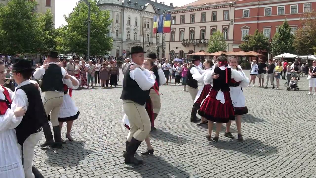 Néptáncbemutató-Bojzás Néptáncegyüttes