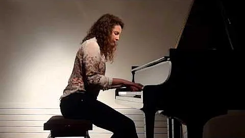 Arabesque N.1 de Debussy par Aicha Lahlou
