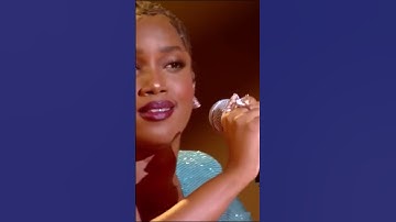 Thumbnail of IZA - cantando ‘Killing me softly with his song’