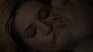 Big Sky Season 2 Kiss Scenes Jenny And Travis Katheryn Winnick And Logan Marshall-Green