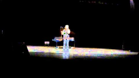 Who Would Imagine A King sung by Megan Capps (LIVE...