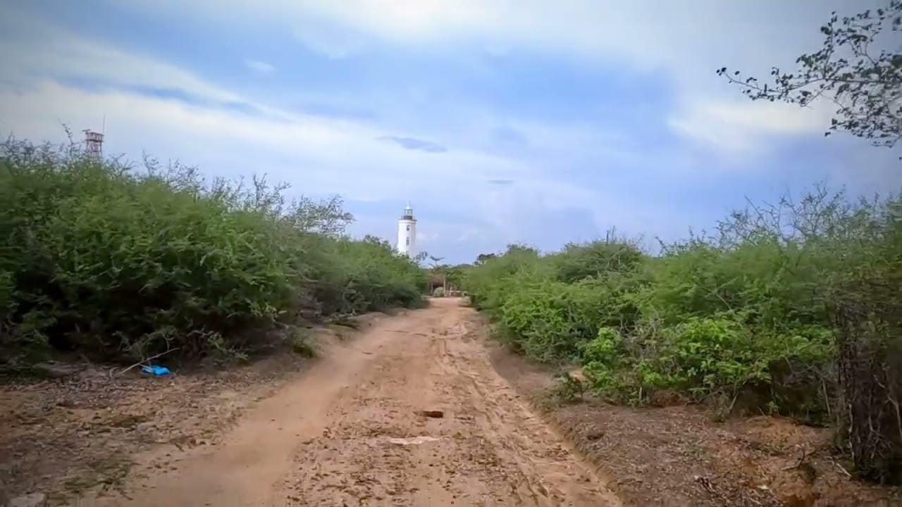 Foul Point Lighthouse @ Sampur