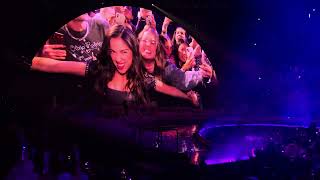 Olivia Rodrigo - Stupid Song (The Unraveled Tour 2026 - Montreal Night 1) (4K)