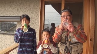 声がひびくエコーマシーン 紙づつと紙コップ、針金で